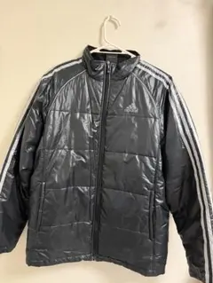 adidas ブラック パデッドジャケット