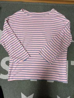 ピンクと青のストライプ長袖Tシャツ