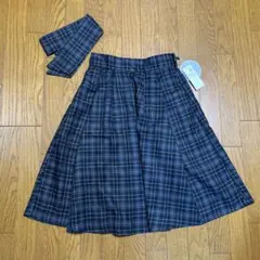 【アース】グレー チェック柄 フレアスカート （新品・タグ付）