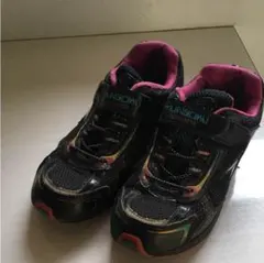 スニーカー  瞬足 22センチ