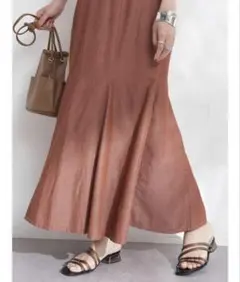 新品未使用アースミュージックアンドエコロジー　レーヨンツイルマーメイドスカートM