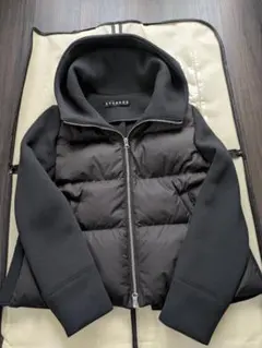 SYSORUS フード付きブラックダウンジャケット38