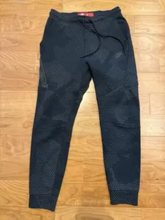 新品同様　廃盤NIKE ナイキ/テックフリースパンツ ジョガーパンツ/黒 S