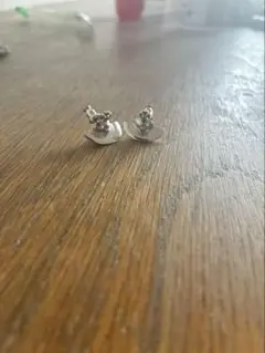 Vivienne Westwood オーブ ピアス シルバーカラー