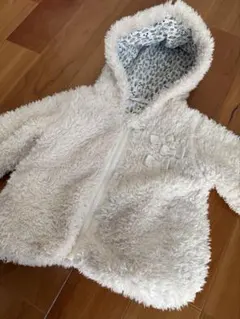 フード付きアウター 白色　サイズ80