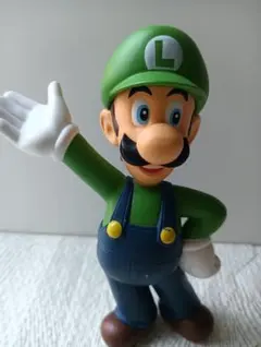 スーパーマリオ　ルイージ フィギュア