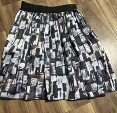 【美品】アルマーニ　コレクション　イタリア製スカート