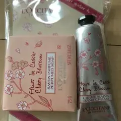 ロクシタンチェリーブロッサムメルシーキット