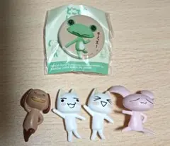 どこでもいっしょ　ミニフィギュアと缶バッジ