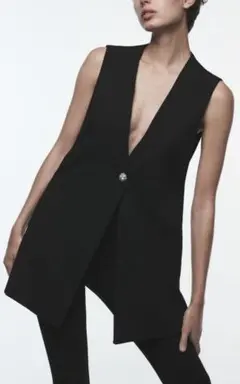 新品⭐️♥️ZARA♥️ラインストーンボタン ロング ベスト ジレ ブラック S
