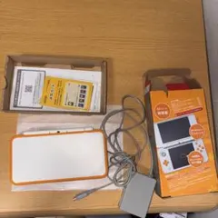 New 2DS LL ホワイト/オレンジ 本体 ARカード 充電器付き