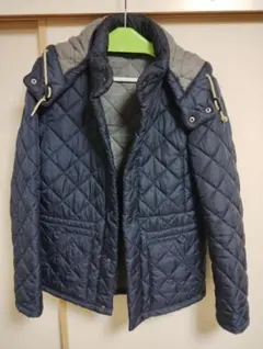 ネイビー キルティングジャケット フード付き