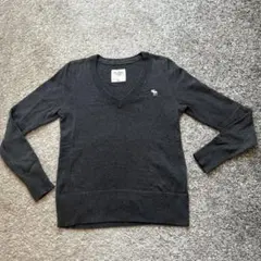 Abercrombie & Fitch グレー Vネックセーター M
