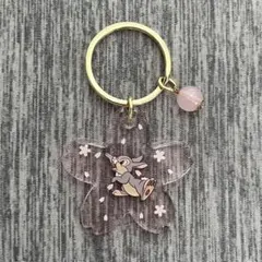 ディズニーストア　シークレットキーチェーン　とんすけ　桜のサムネイル