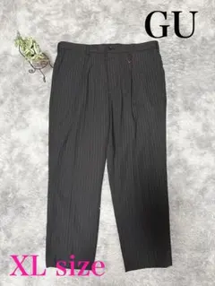 GU ジーユー ワンタック テーパードパンツ（ブラックネイビー）XL