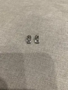 スワロフスキー　ピアス