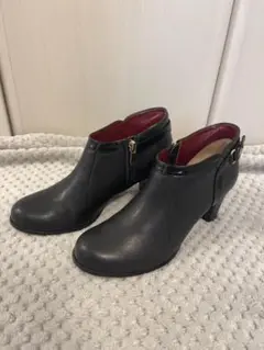 【極美品】 あしながおじさん ショートブーツ 黒 23.5cm 箱あり