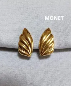 o70 MONET ゴールド リーフデザイン イヤリング