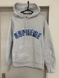 美品!綺麗です！Supreme パーカー　20AW 後藤真希さん着用