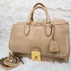 美品 MIUMIU 2way レザーハンドバッグ ショルダー ヴィッテロ