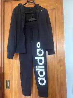部屋着に♪adidas セットアップ【スリムフィット】ジャージ上(XL)下(L)