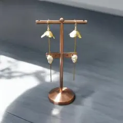 No.148　バロック1連メタルフラワーマットゴールドピアス（イヤリング変更可）