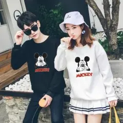 新品未使用ミッキーマウス プリント スウェット 裏起毛（フリース裏地）C302