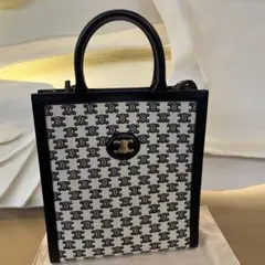 2026年最新】celine セリーヌ ミニ バーティカルカバ トリオンフ