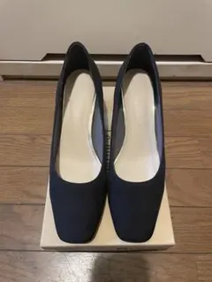 ブラック　スクエアトゥパンプス　サイズ25