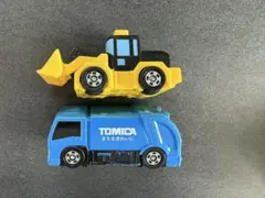 トミカ 清掃車 ホイールローダー 2台＋おまけ付きのサムネイル