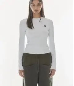 ホワイト 長袖 トップス 小ロゴ