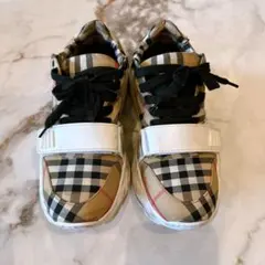 バーバリースニーカー 36