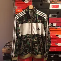 エイプ SUPREME NORTH BOX LOGO OFF WHITE MAX