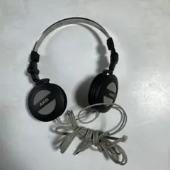 ミニヘッドホン AKG K404のサムネイル