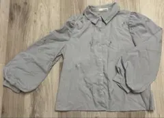 ブルーグレー刺繍入り バルーンスリーブシャツ