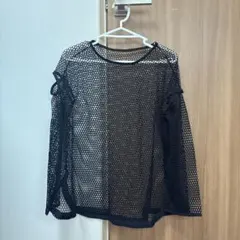 ブラックメッシュ長袖トップス
