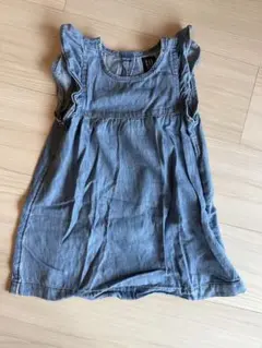 GAP ネイビー　ワンピース　ベビーワンピース　ベビー服　キッズ服　ジーンズのサムネイル