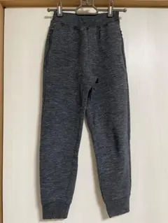 ユニクロ　ドライスウェットパンツ　グレー　140