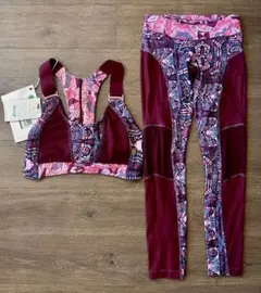 Maaji★新品未使用★リバーシブル★トレーニングウェア★上下セット★ヨガウェアのサムネイル
