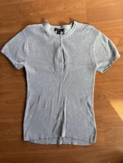 生*イ様 GAP グレー ボタン付きヘンリーネックTシャツ