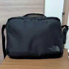 THE NORTH FACE Shuttle Series ショルダーバッグ