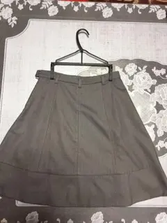 スカートのサムネイル