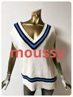 ☘️T21909☘️moussy VARSITY KNIT ベスト Fのサムネイル