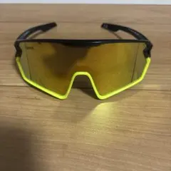 uvex スポーツサングラス 黒/緑　野球　ロードバイクのサムネイル