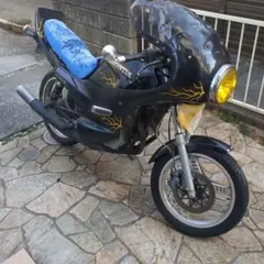 最終値下げホンダ cbx125f 4サイクル・DOHCエンジン搭載の「ホンダ CBX125F」と「ホンダ CBX125