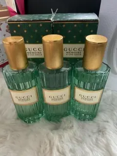 GUCCI グッチ メモワール デュヌオドゥール ミラー 香水セット - メルカリ