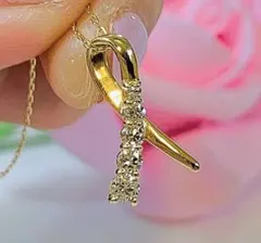 K18WG リボンダイヤネックレス 新品未使用 美品✨ - メルカリ
