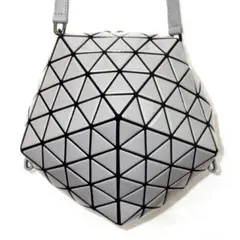 Item thumbnail for item 876ca833-7bcf-4d68-a32a-f7db2fe19541