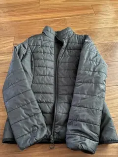 グレー ダウンジャケット