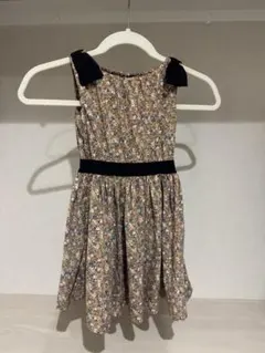 キッズ　花柄ノースリーブワンピース　肩リボン付きのサムネイル